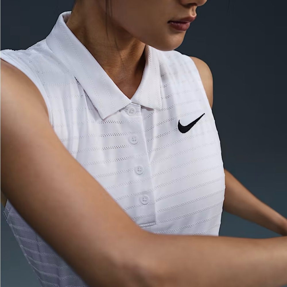 Nike Victory women’s DRI-fit white striped Sleeveless golf Polo